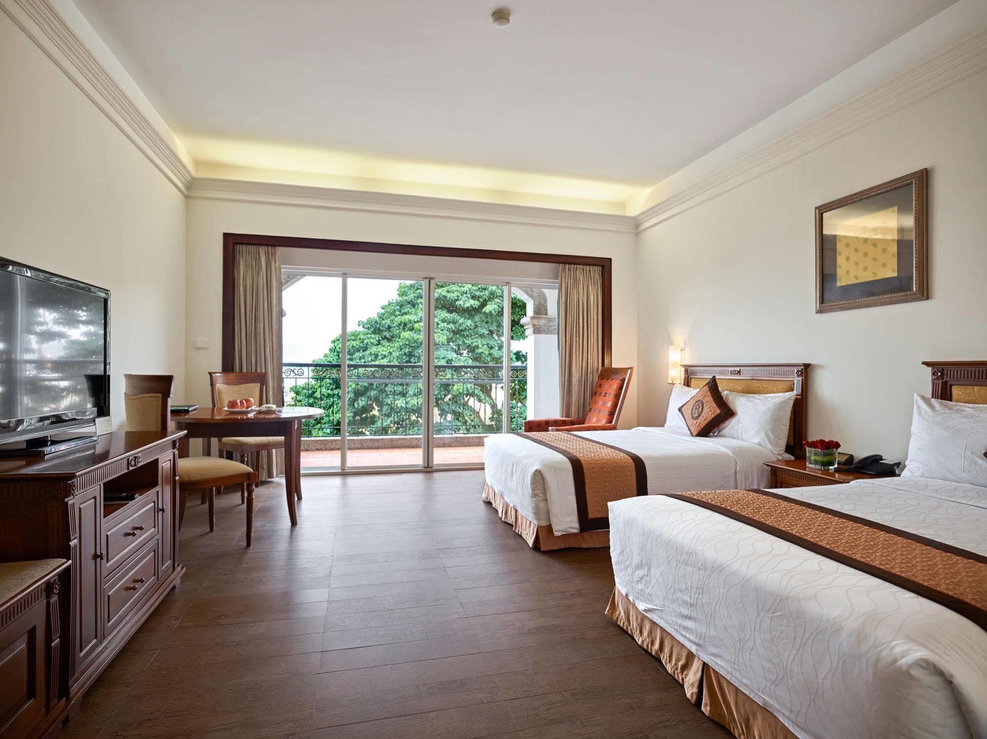 Royal Villas Halong Ha Long Exterior foto